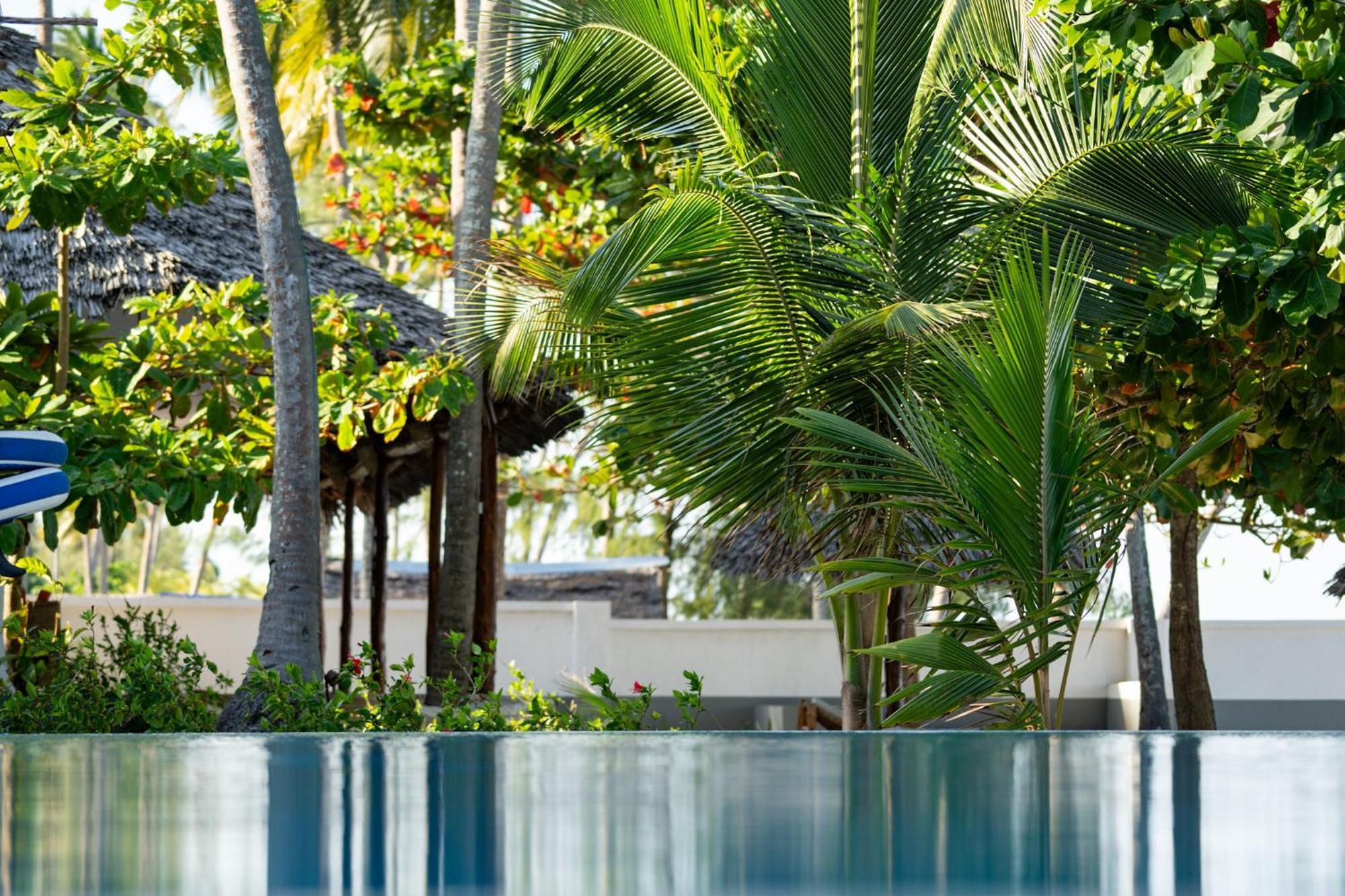 Manolo Beach Resort ウロア エクステリア 写真
