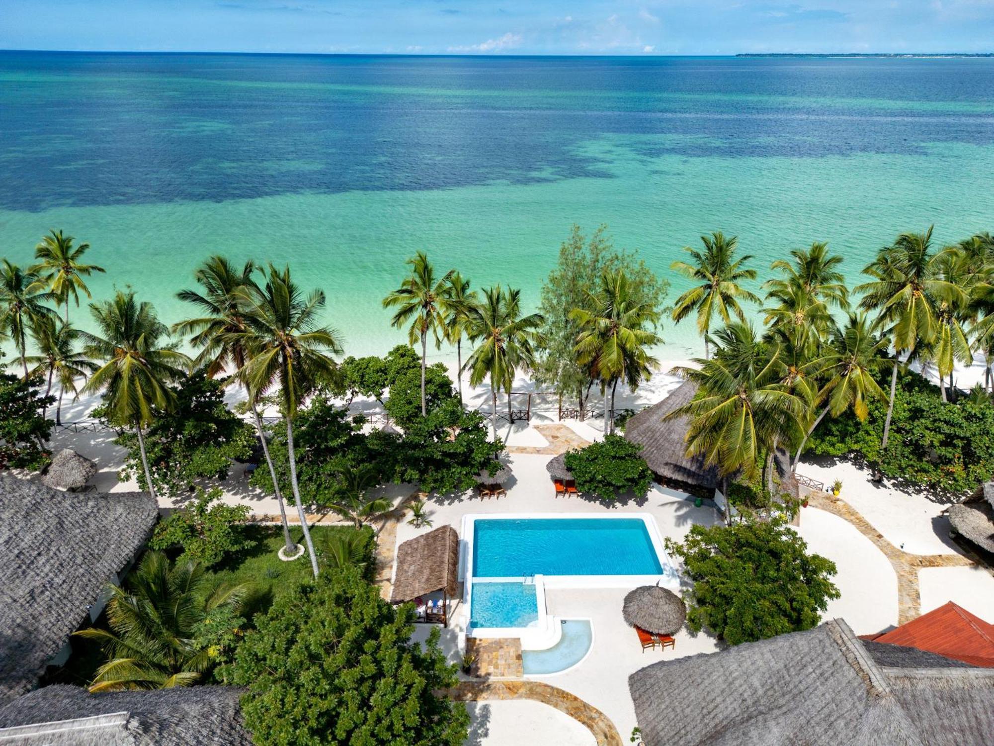 Manolo Beach Resort ウロア エクステリア 写真