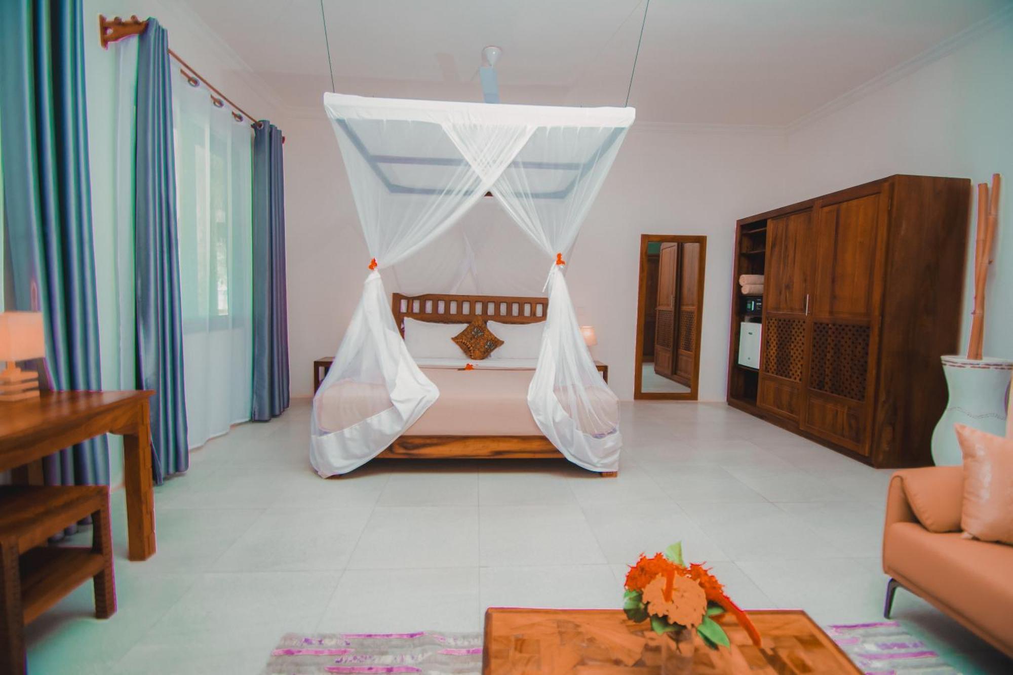 Manolo Beach Resort ウロア エクステリア 写真