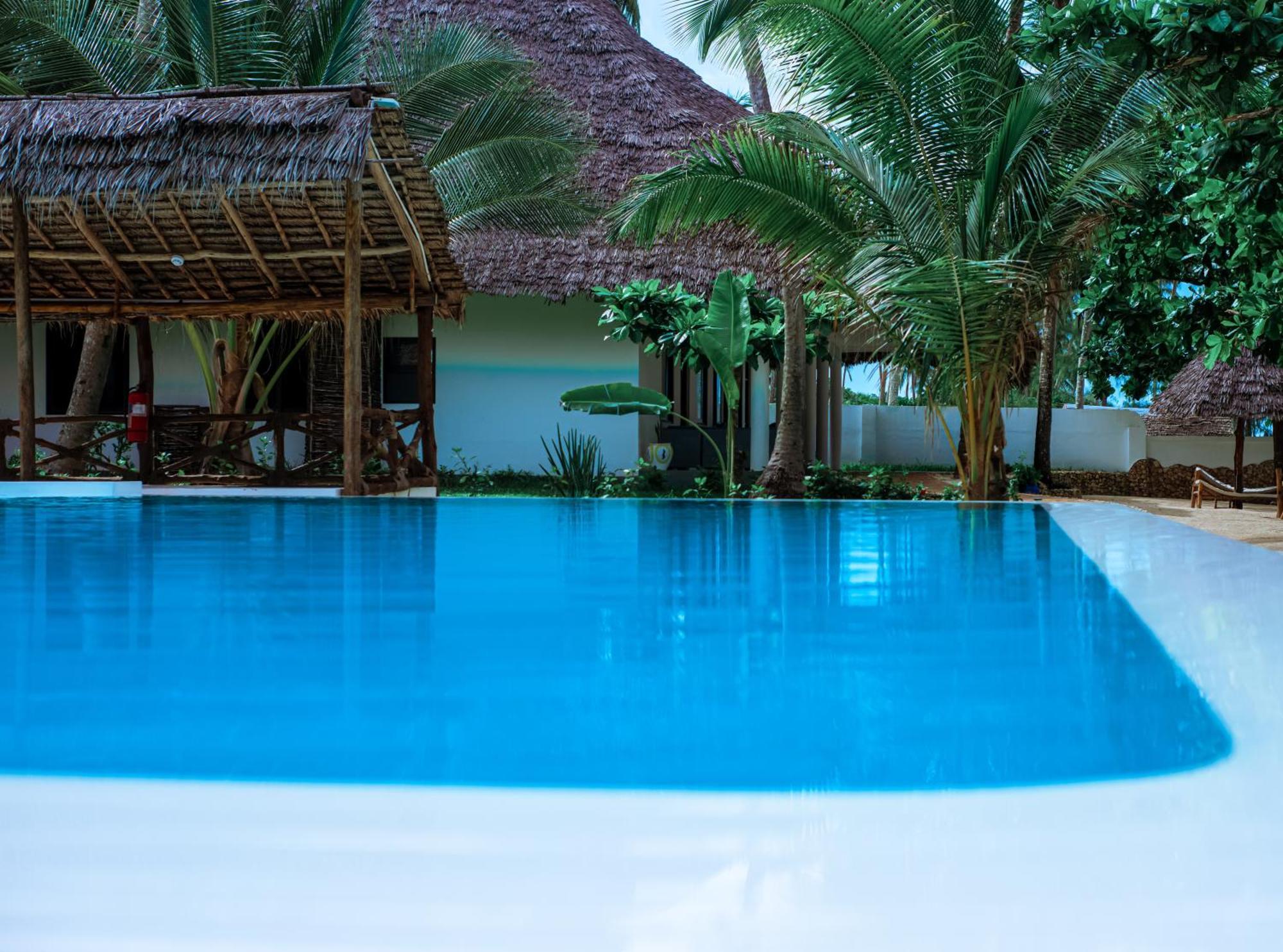 Manolo Beach Resort ウロア エクステリア 写真