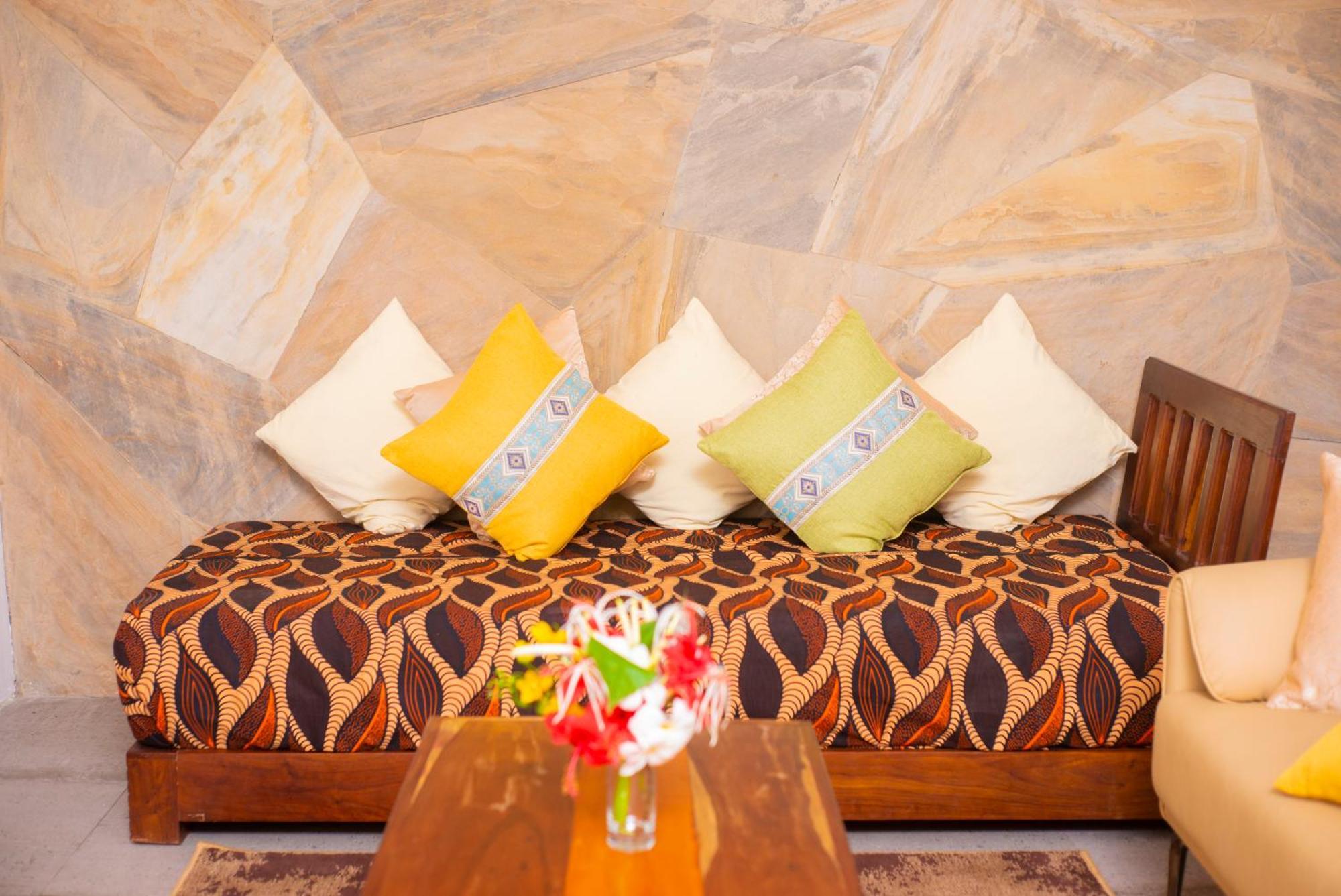 Manolo Beach Resort ウロア エクステリア 写真